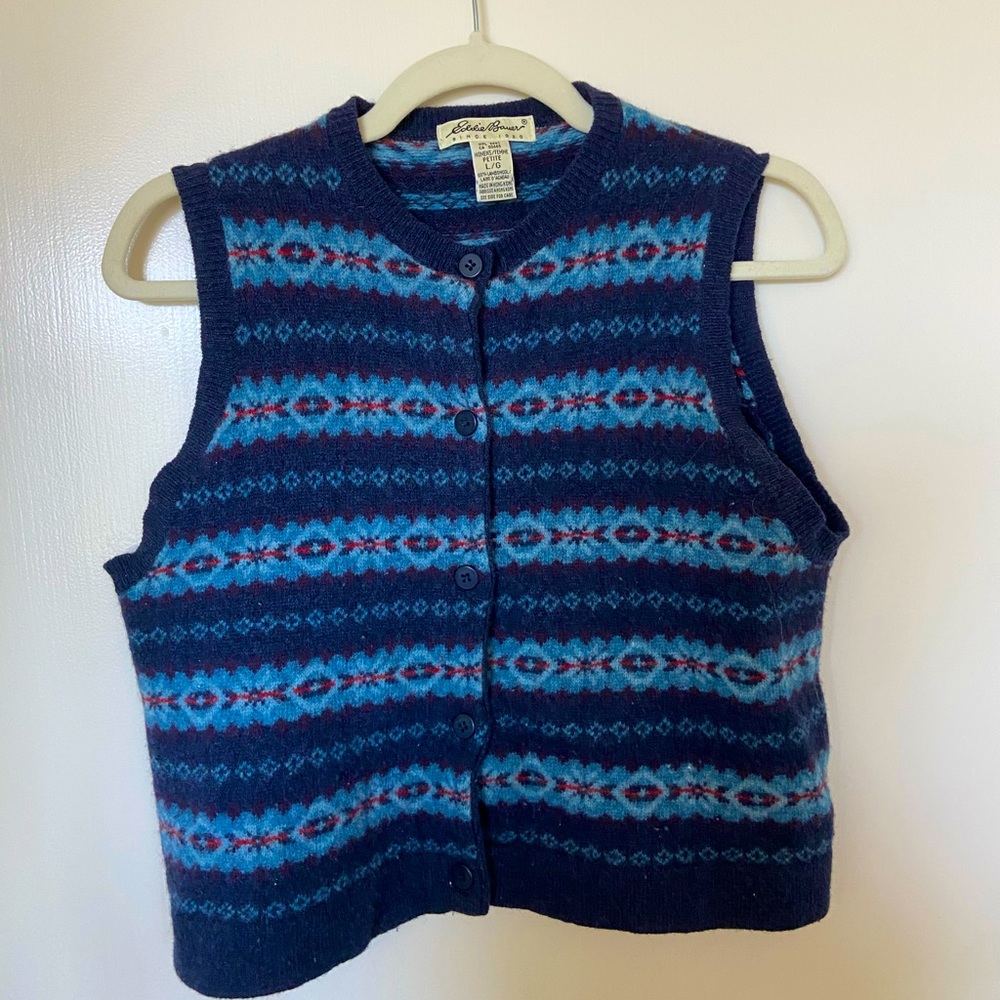 Vintage Eddie Bauer knit sweater button up vest. Womens petit Large